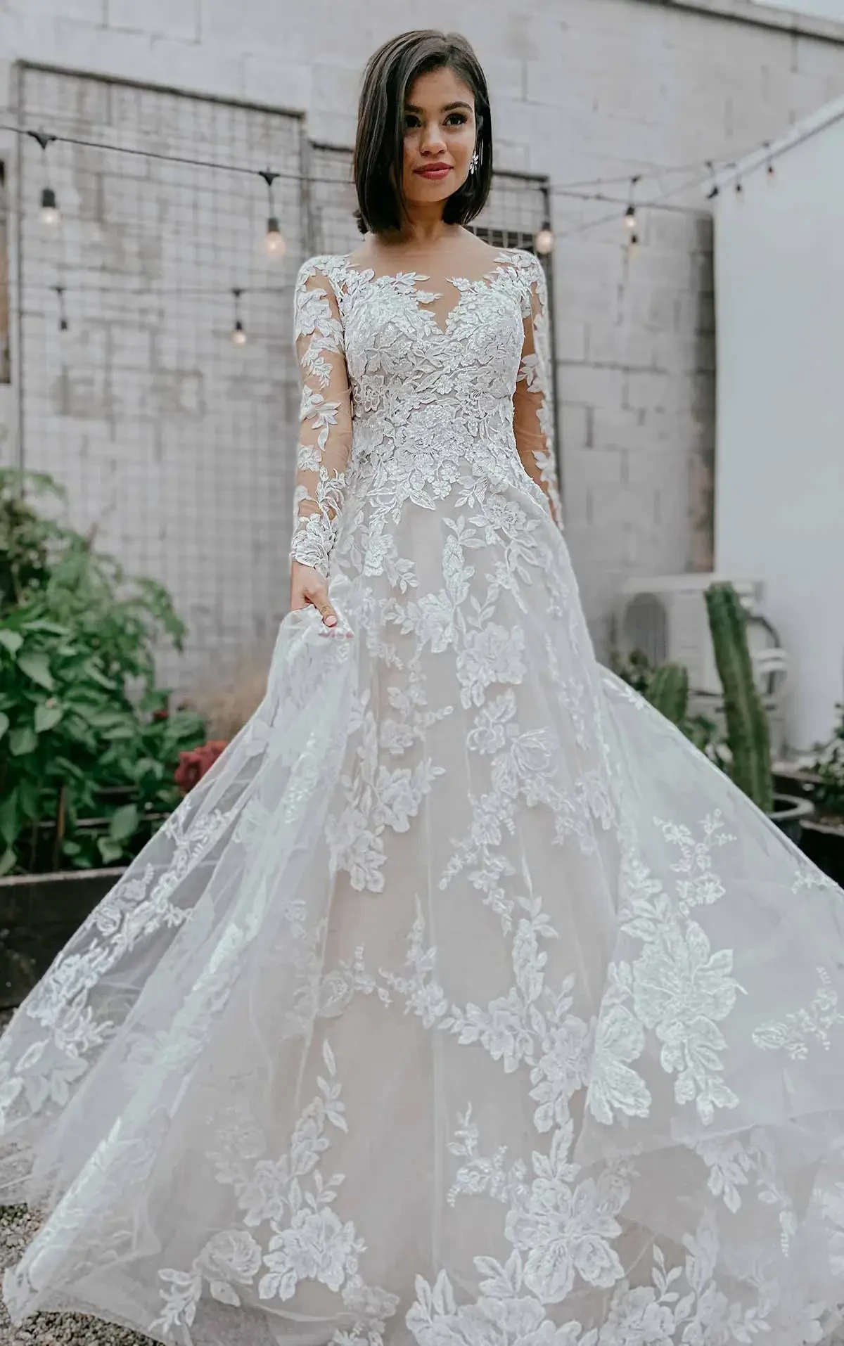 Essense of Australia D3280LS - A-Line wedding dress with lace and long sleeves