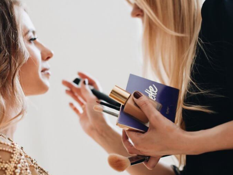 What Six Beauty Products Should You Buy With $100. Desktop Image