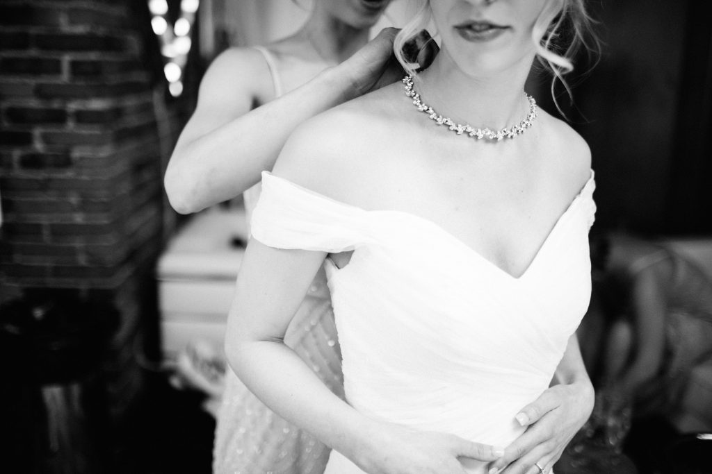 Real Essense of Australia Bride Elizabeth + Wade