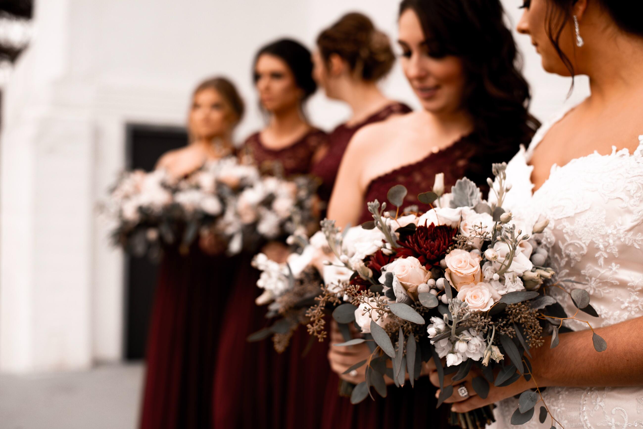 How To: Maid of Honor Duties. Desktop Image
